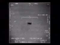 14. คลิป UFO ที่ถ่ายได้จริงที่ กระทรวงกลาโหมสหรัฐออกมาเปิดเผย